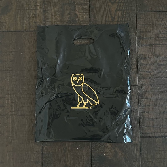 OVO Classic Sweatshirt in Sand/off-white - Picture 7 of 7